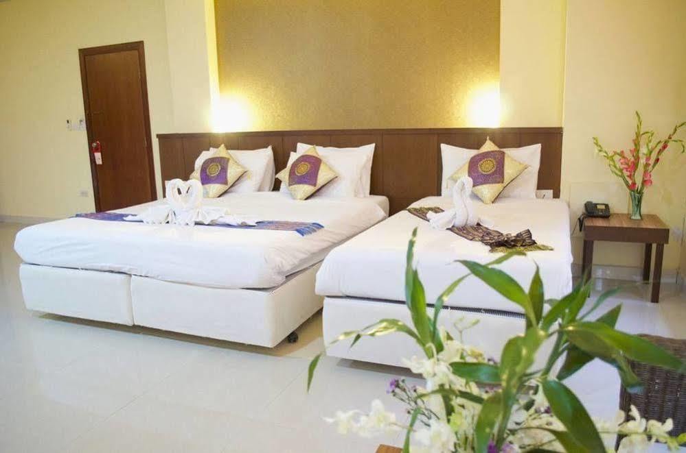 Hotel The Son Patong